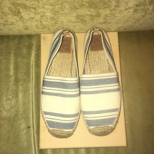 Tory Burch Cap-Toe Espadrille’s